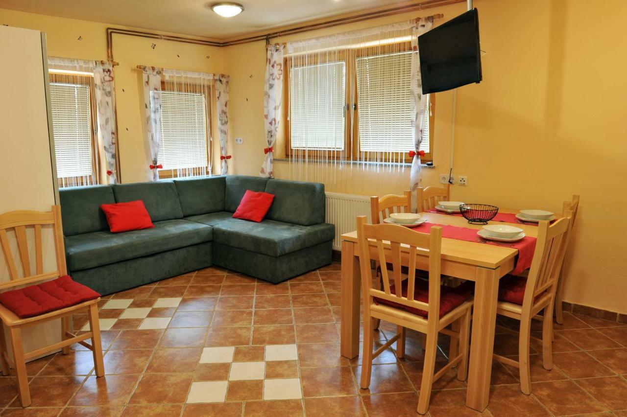 Apartma Marjetica Blejska Dobrava Extérieur photo