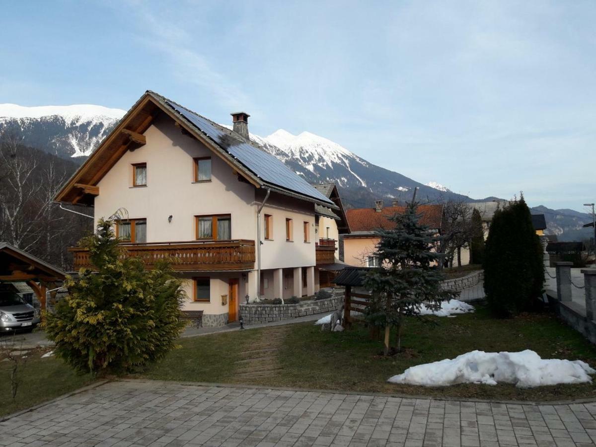 Apartma Marjetica Blejska Dobrava Extérieur photo